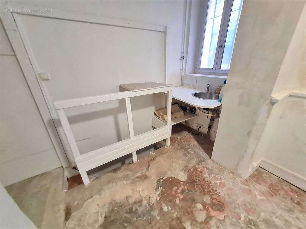 Appartement à PARIS-20E