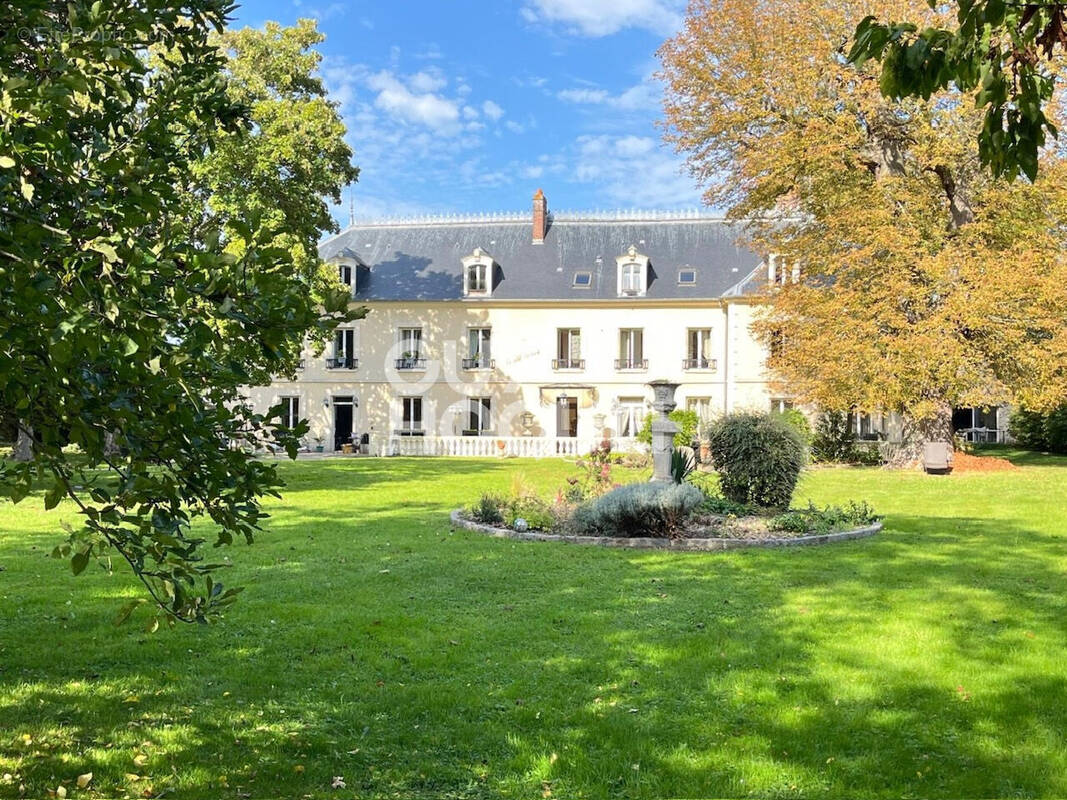 Maison à COUBERT