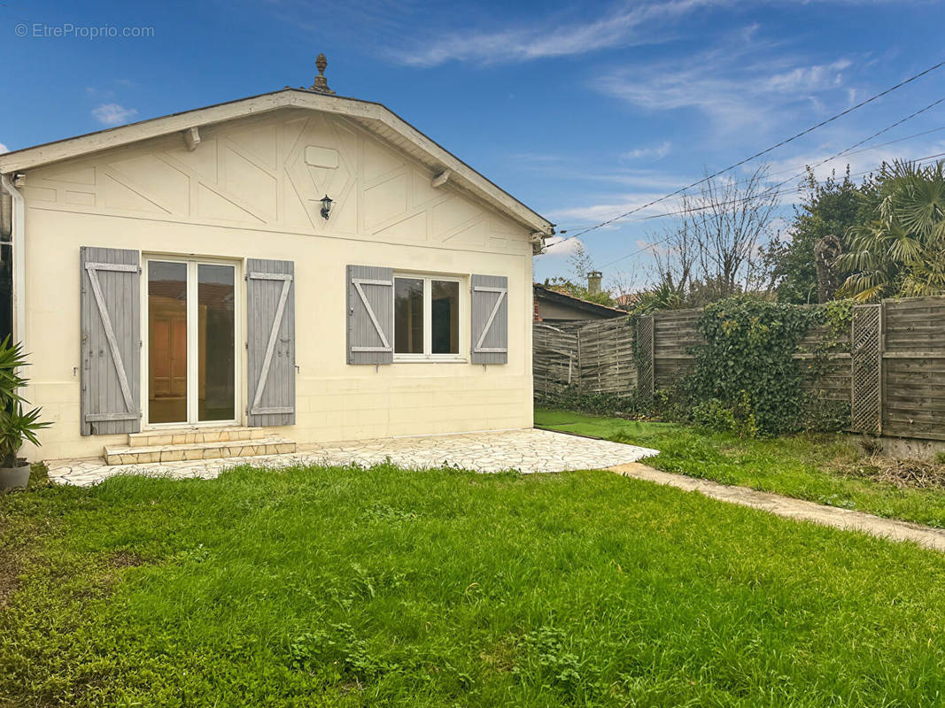 Maison à MERIGNAC