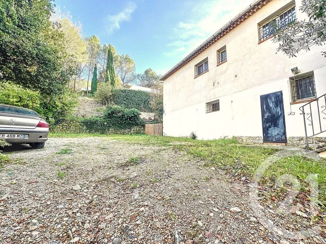 Appartement à MOUGINS