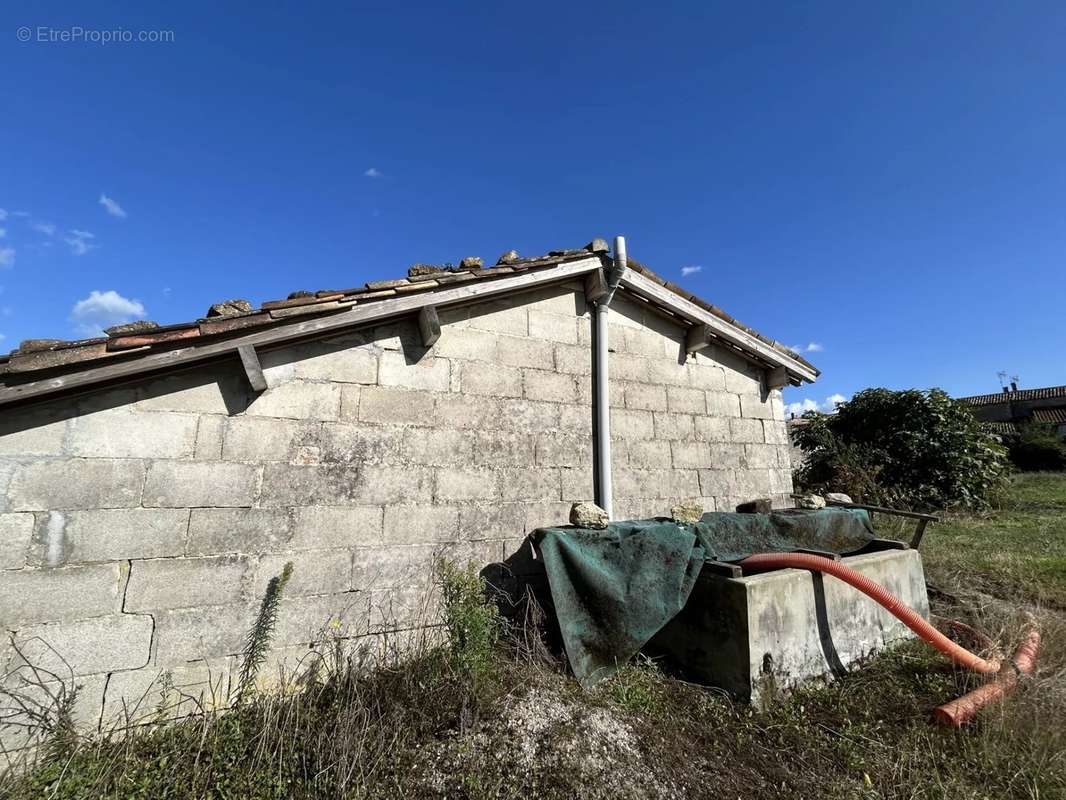 Maison à REIGNAC