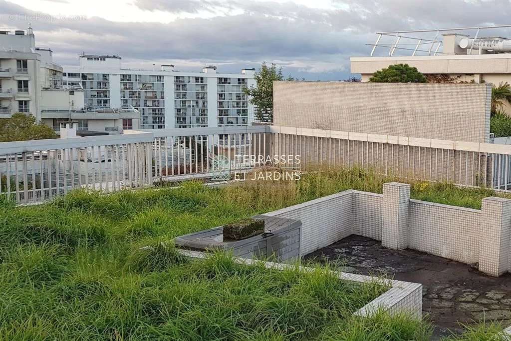 Appartement à PARIS-19E