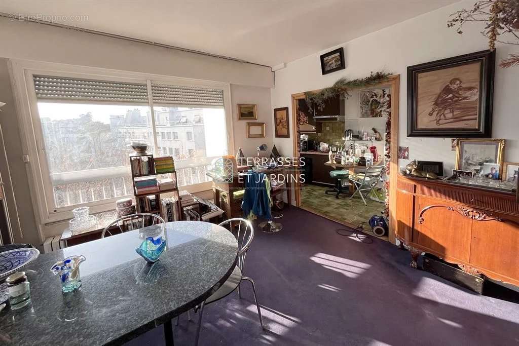 Appartement à PARIS-19E