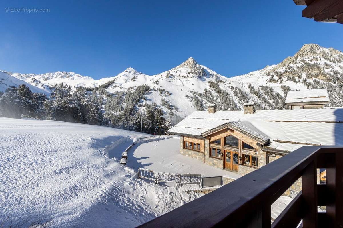 Appartement à LES CHAPELLES