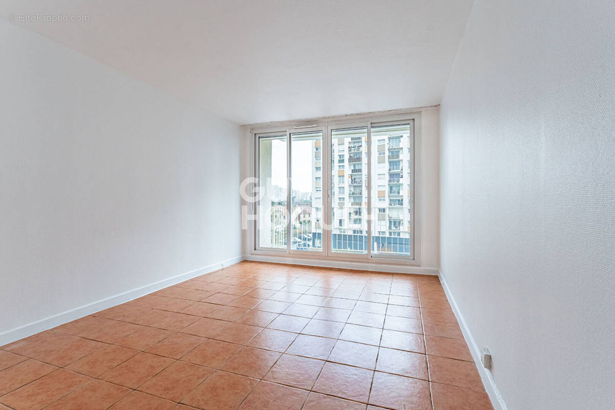 Appartement à EPINAY-SUR-SEINE