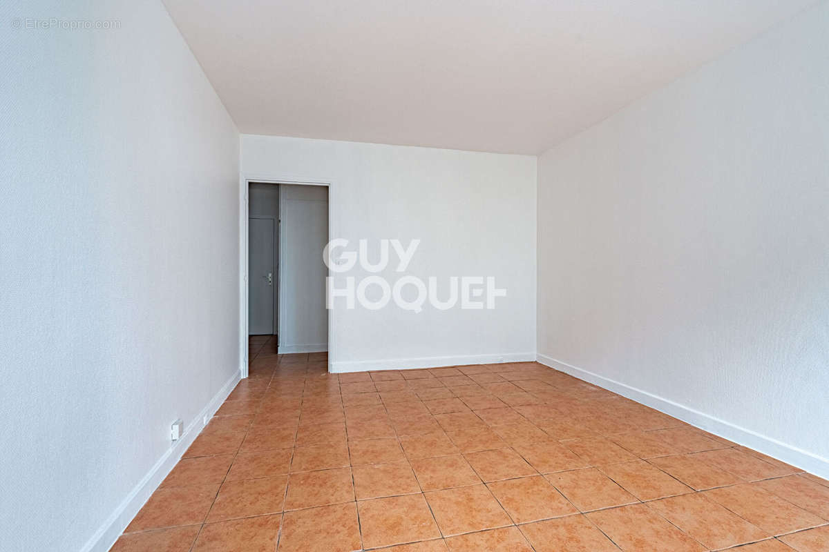 Appartement à EPINAY-SUR-SEINE