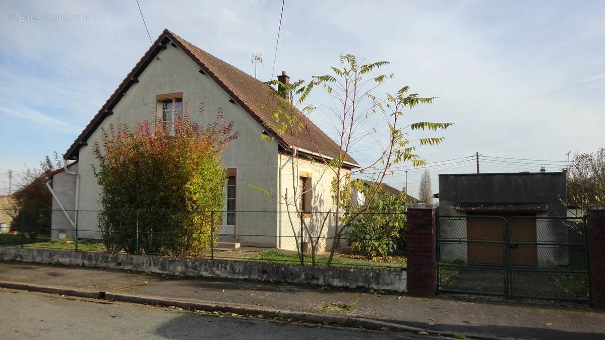 Maison à BEAUVAIS