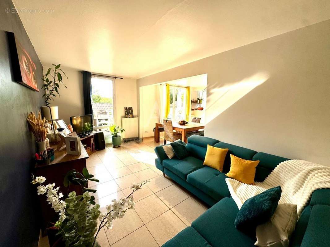 Appartement à ROISSY-EN-BRIE