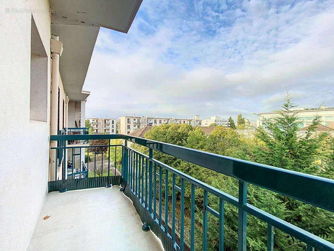 Appartement à RUEIL-MALMAISON