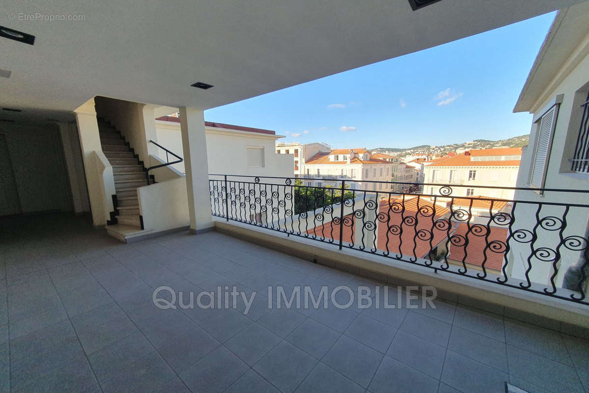 Appartement à CANNES