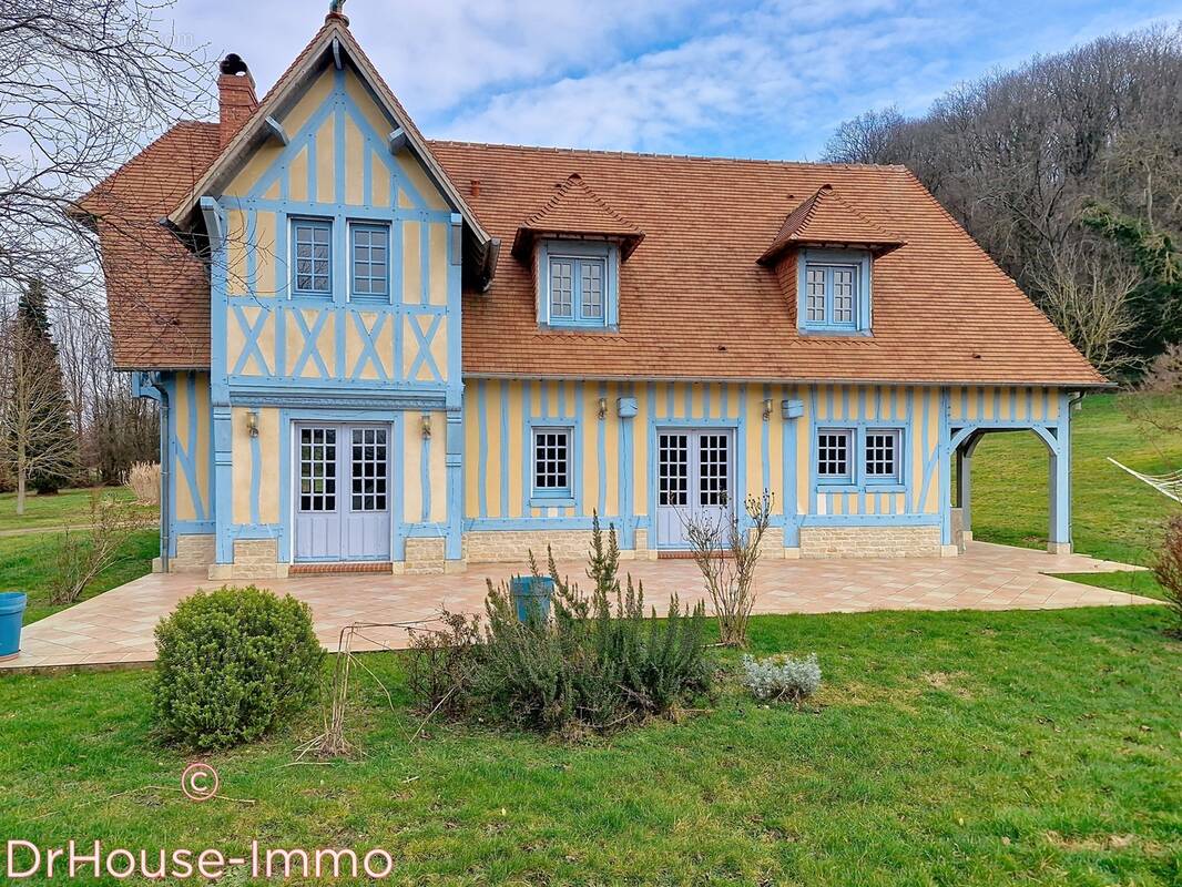 Maison à FIERVILLE-LES-PARCS