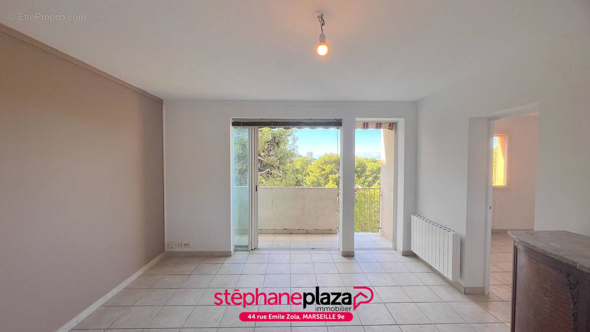 Appartement à MARSEILLE-9E