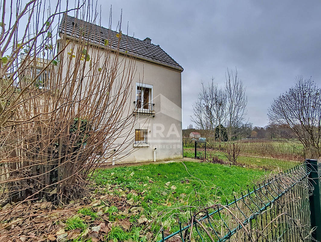 Maison à LUZARCHES