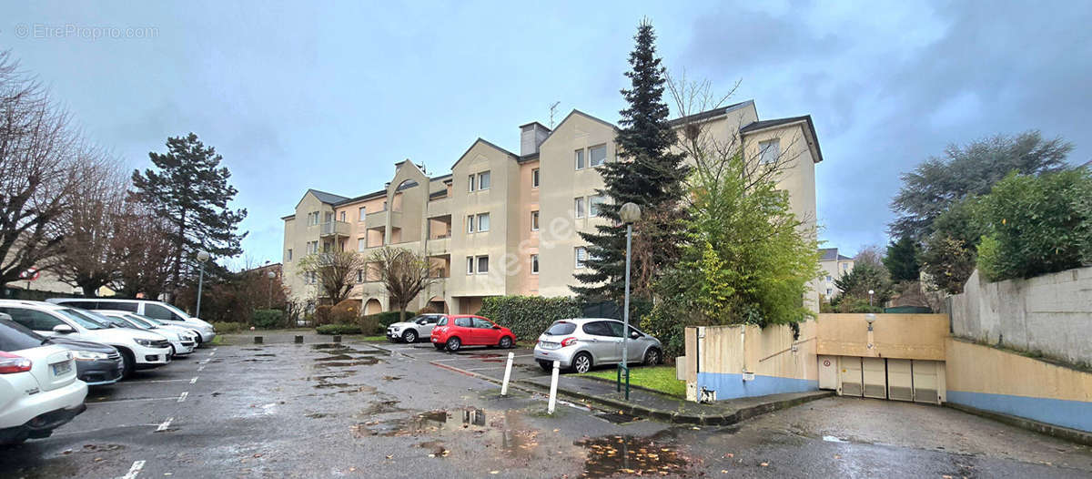 Appartement à LIVRY-GARGAN