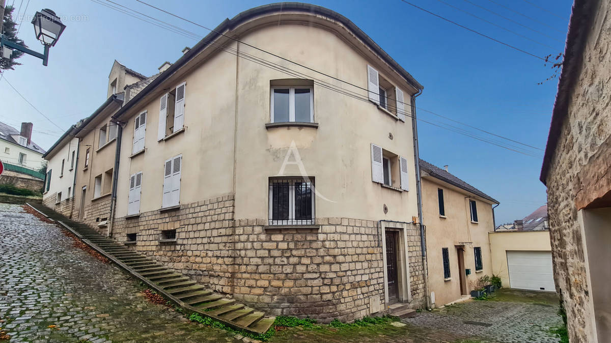 Appartement à PONTOISE