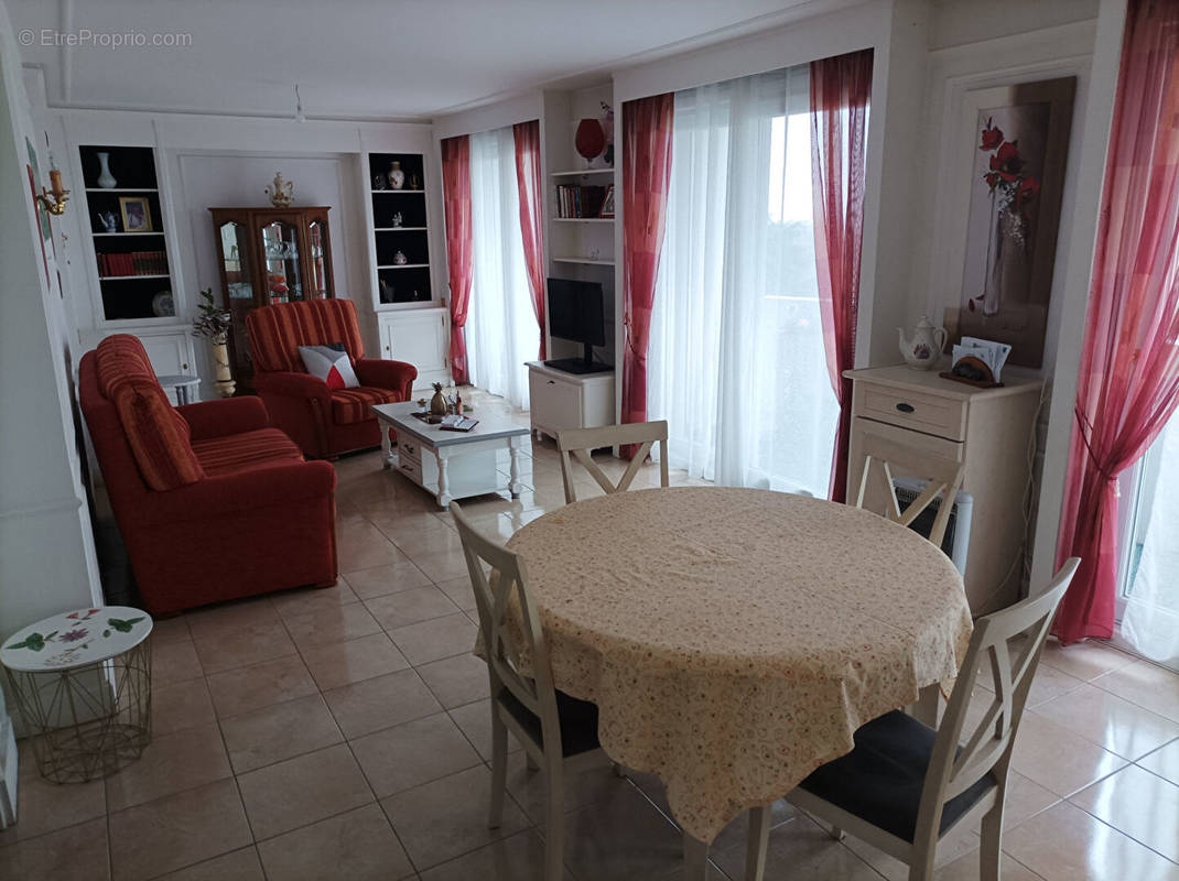 Appartement à SAINT-QUENTIN