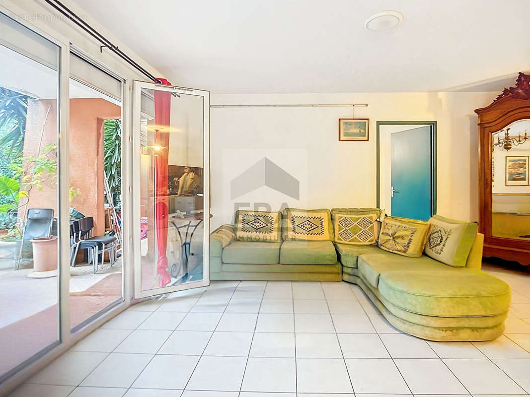 Appartement à MARSEILLE-9E