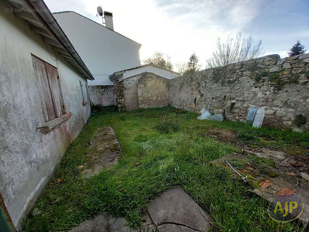 Maison à SAINT-VIVIEN-DE-MEDOC