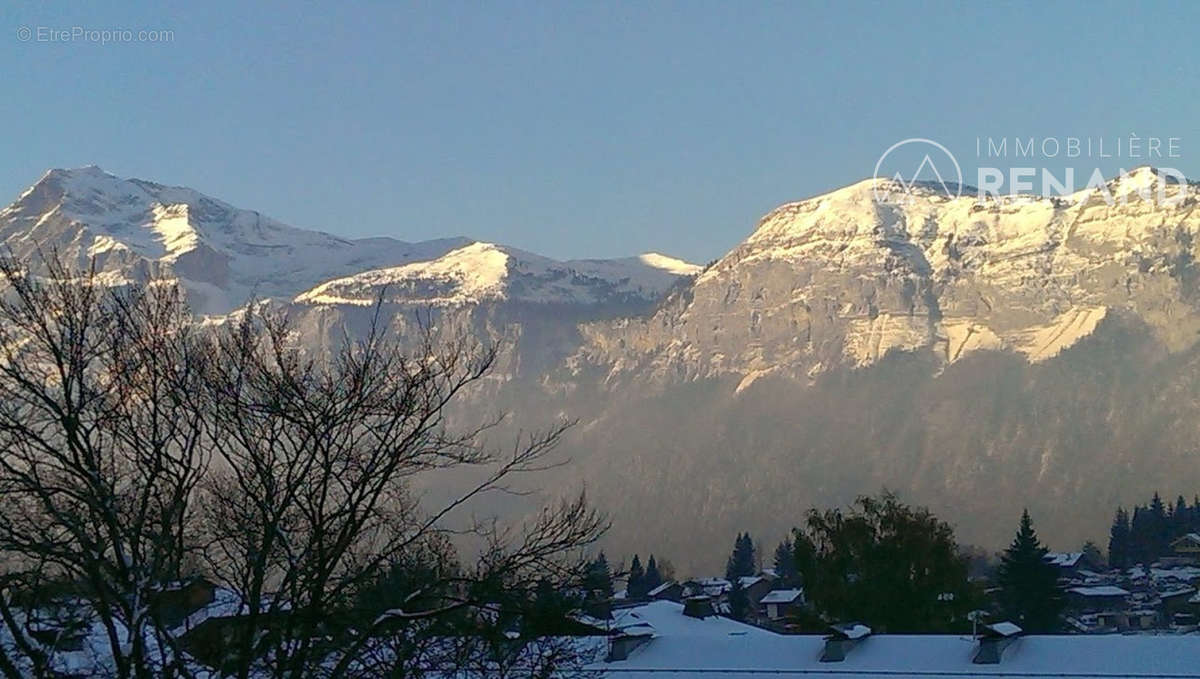 Vue les Aravis - Appartement à CLUSES