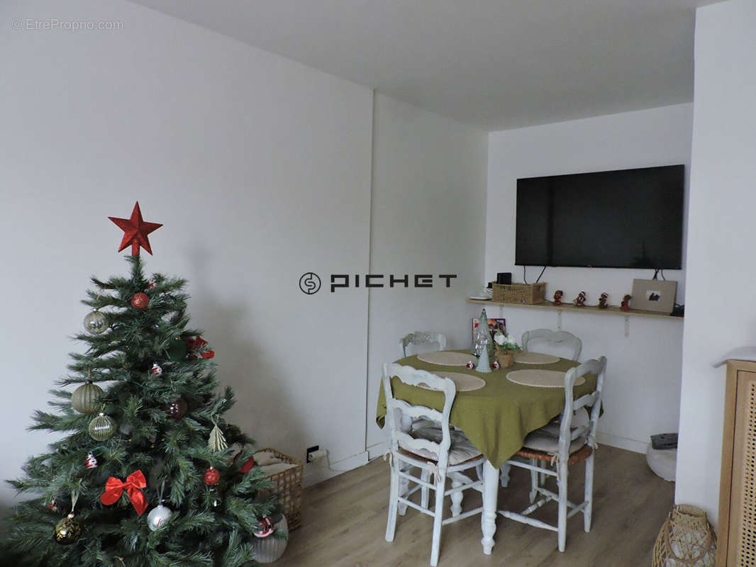 Appartement à MARSEILLE-10E