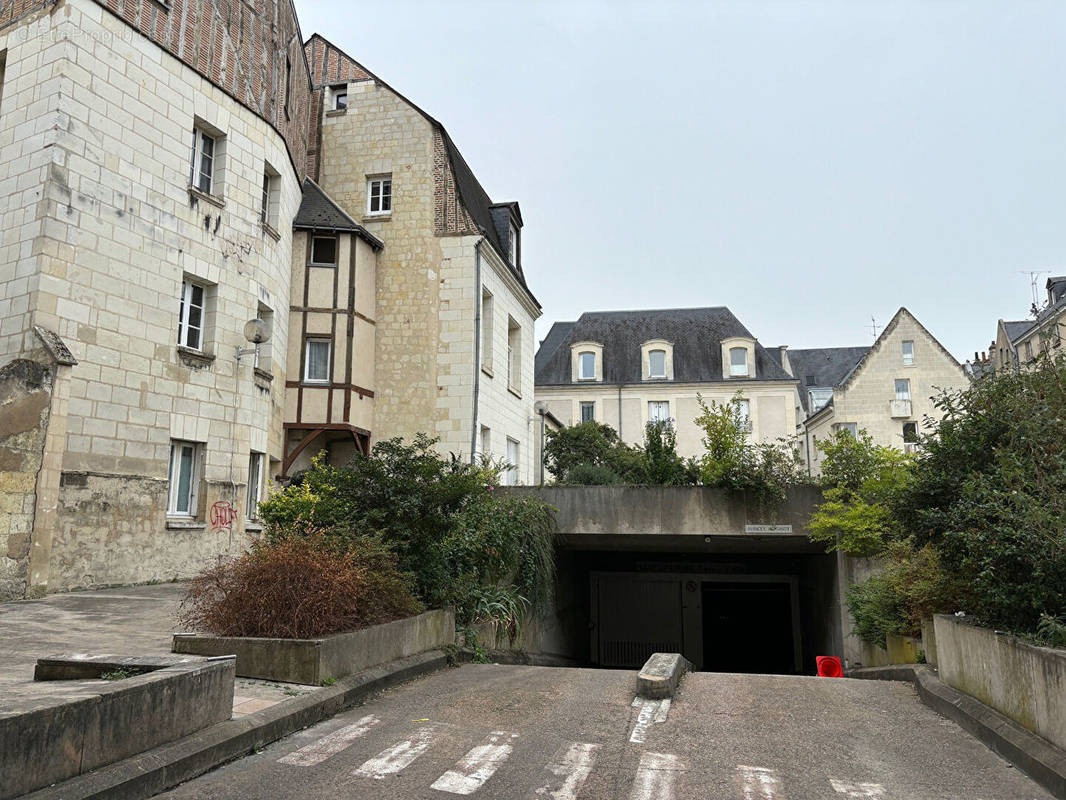 Parking à TOURS