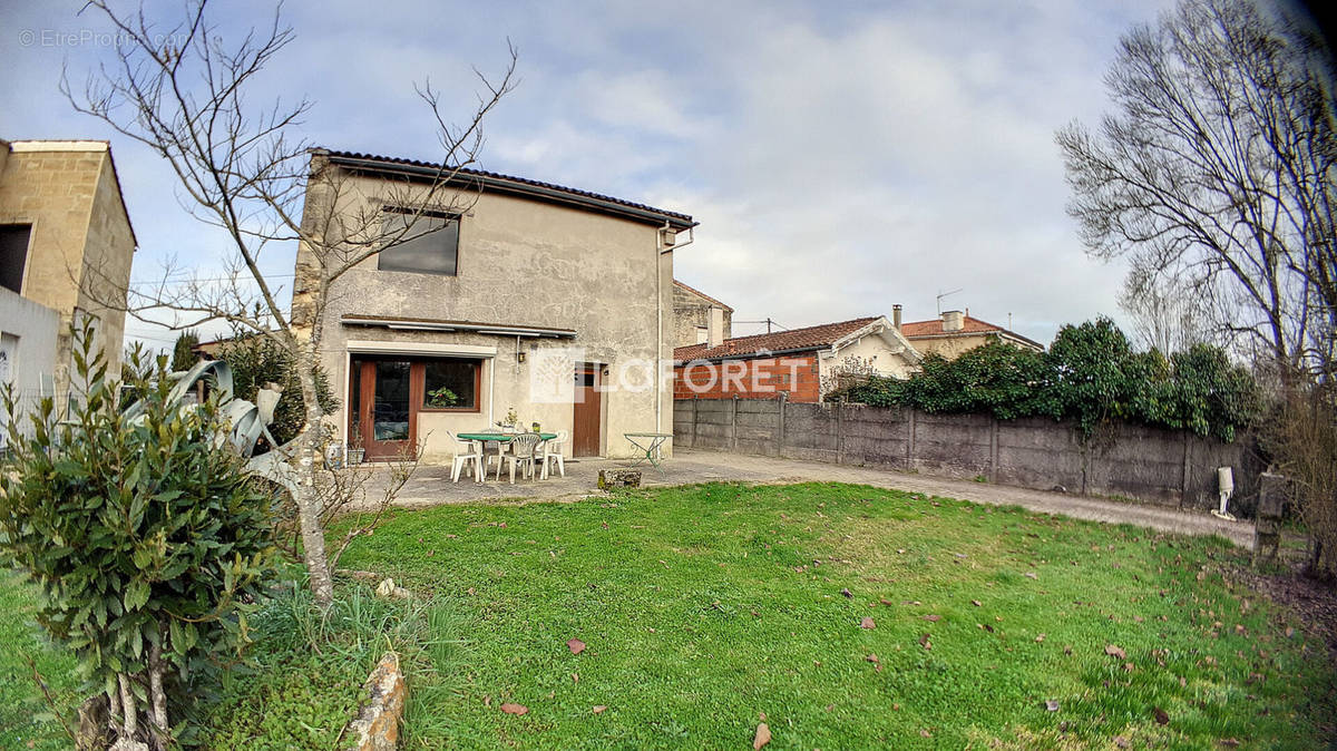 Maison à SAINT-LOUBES