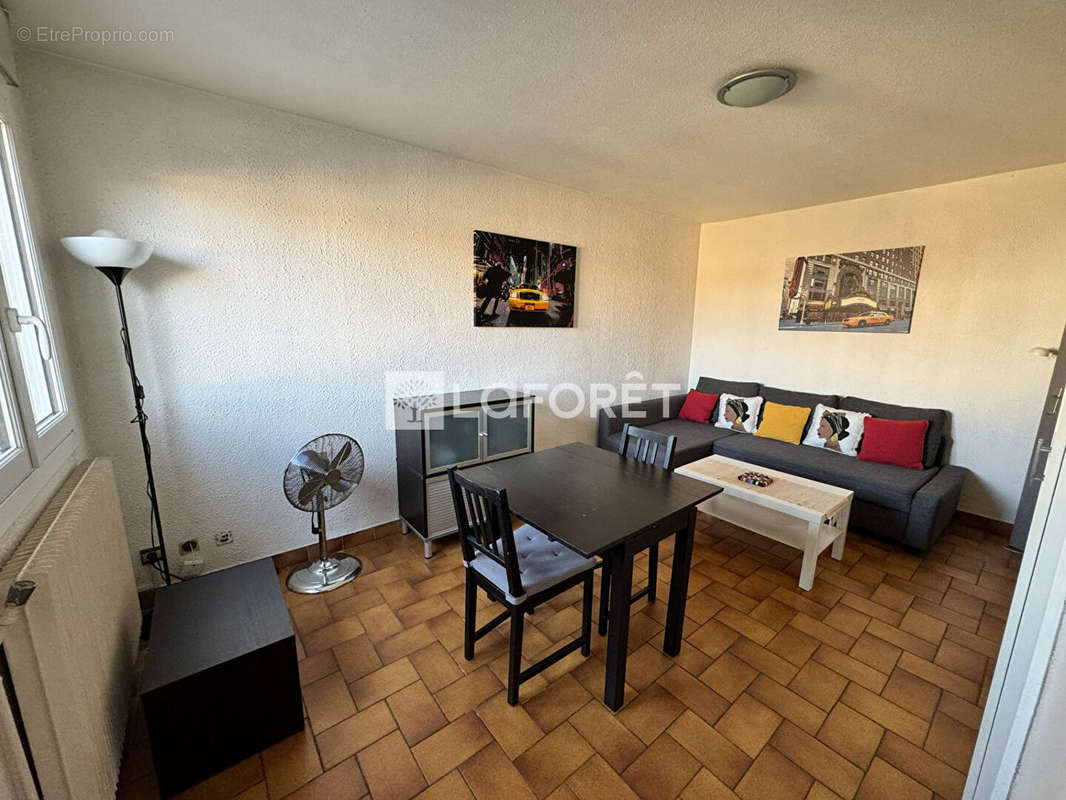 Appartement à SORGUES