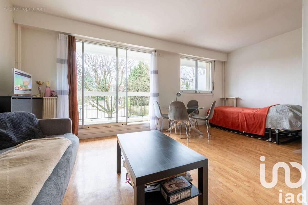 Photo 2 - Appartement à LE PERREUX-SUR-MARNE