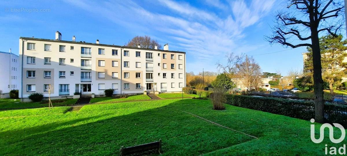 Photo 1 - Appartement à SAINT-MICHEL-SUR-ORGE