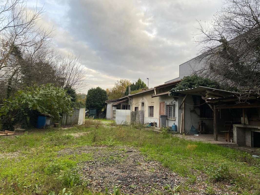 Photo 6 - Maison à SAINT-GENIS-LAVAL