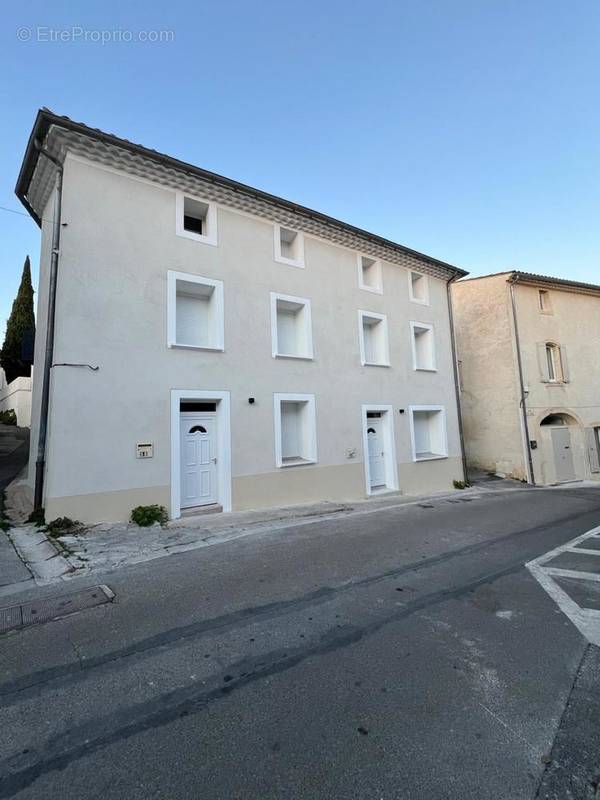 Photo 1 - Maison à SAINT-SATURNIN-LES-AVIGNON