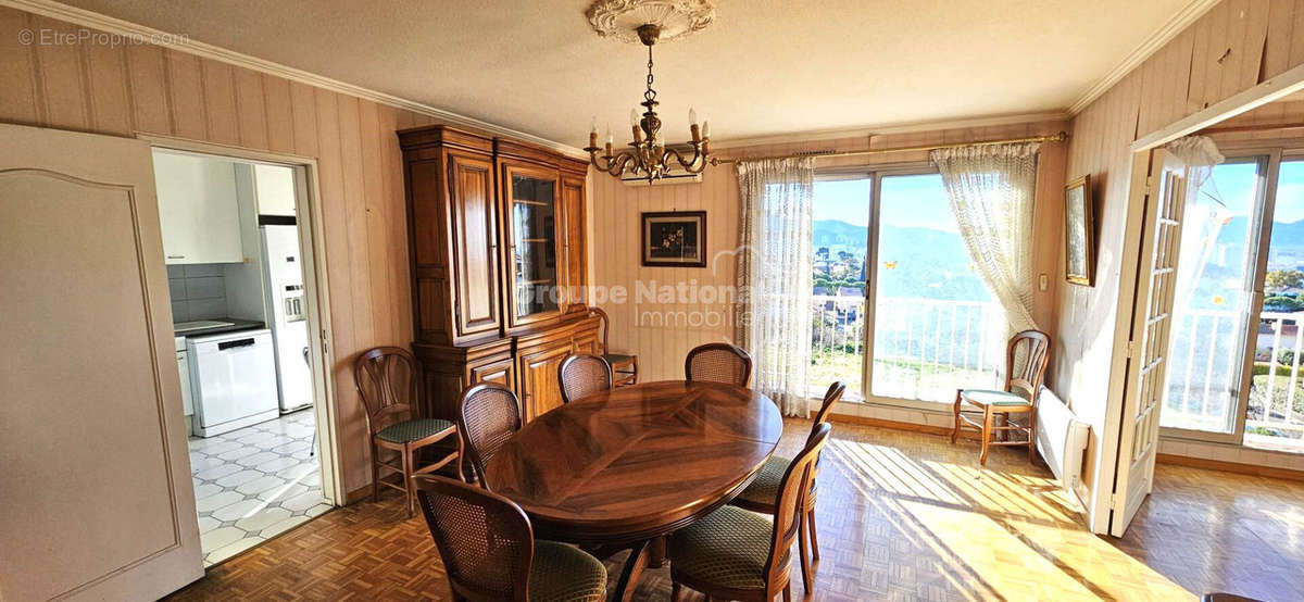 Appartement à MARSEILLE-12E