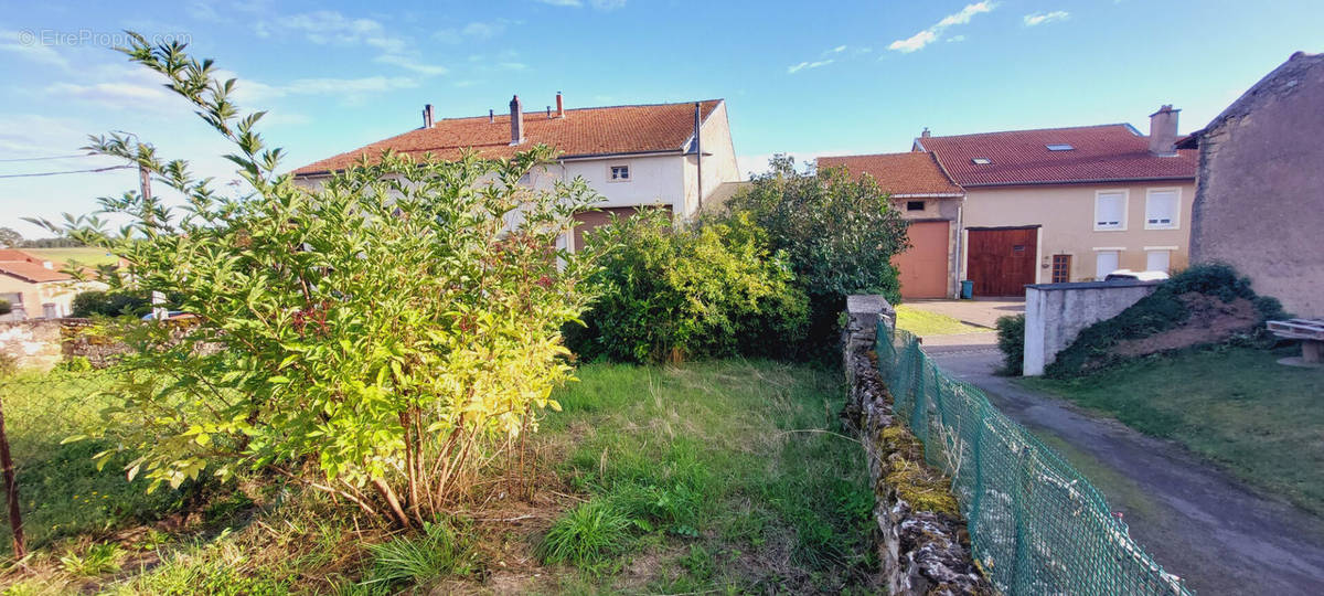 Maison à CHAMBLEY-BUSSIERES