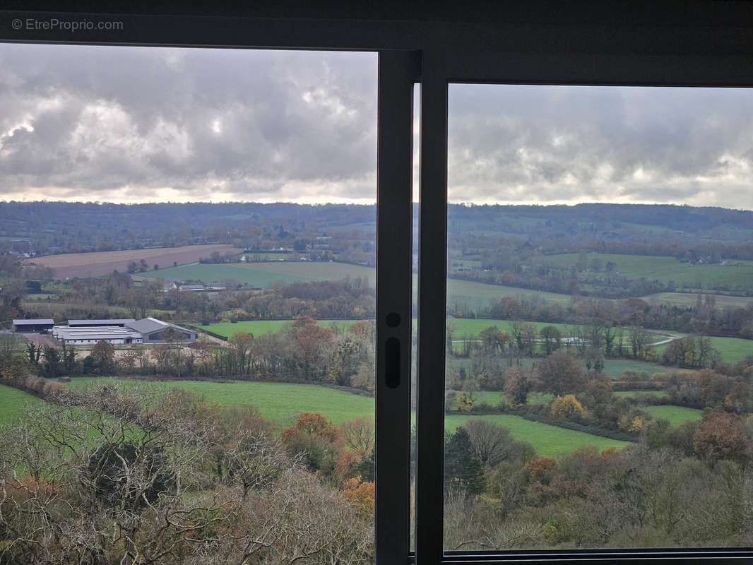 Appartement à TOURGEVILLE