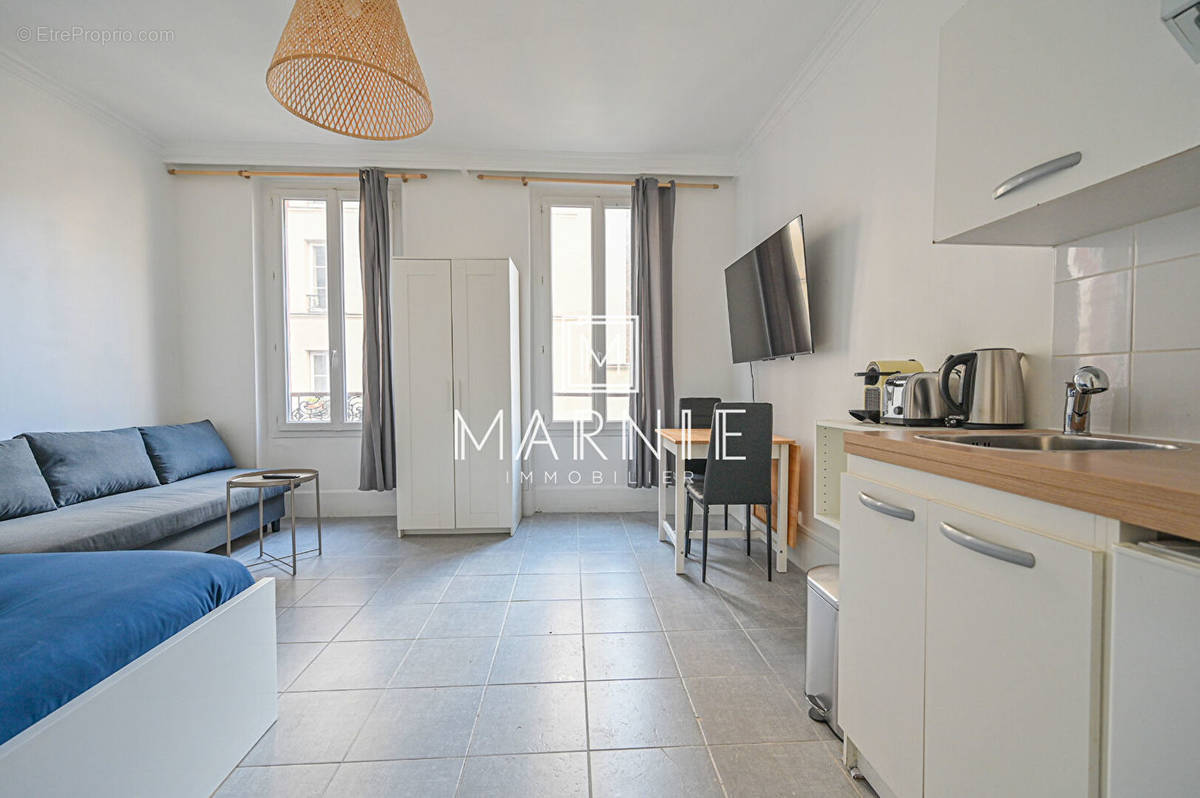 Appartement à PARIS-14E