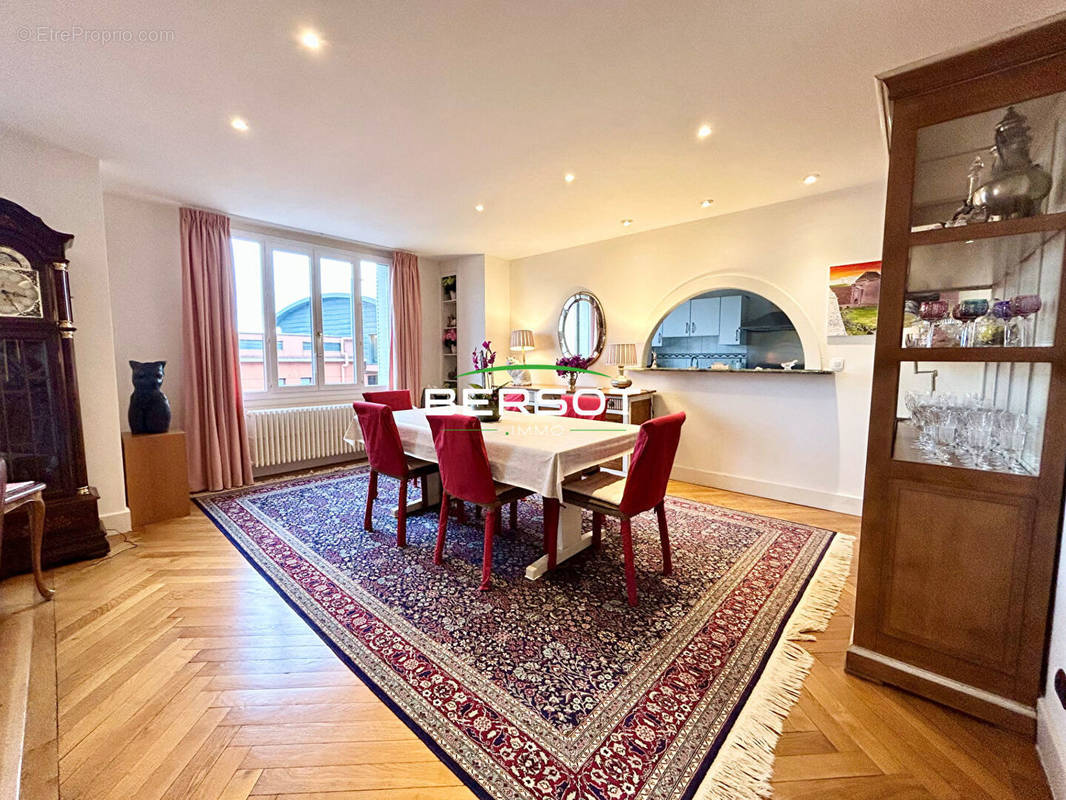 Appartement à EVIAN-LES-BAINS