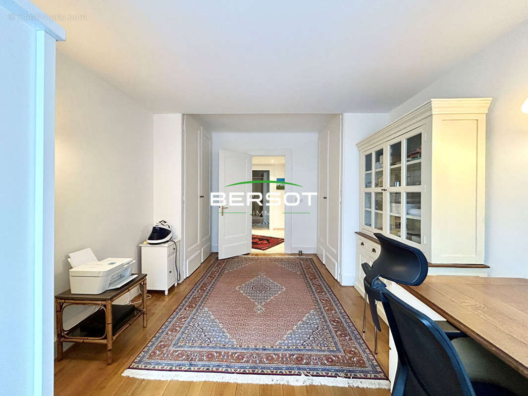 Appartement à EVIAN-LES-BAINS