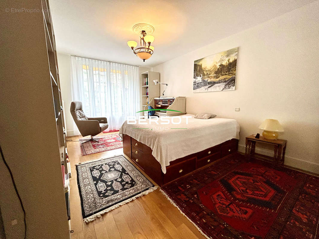 Appartement à EVIAN-LES-BAINS