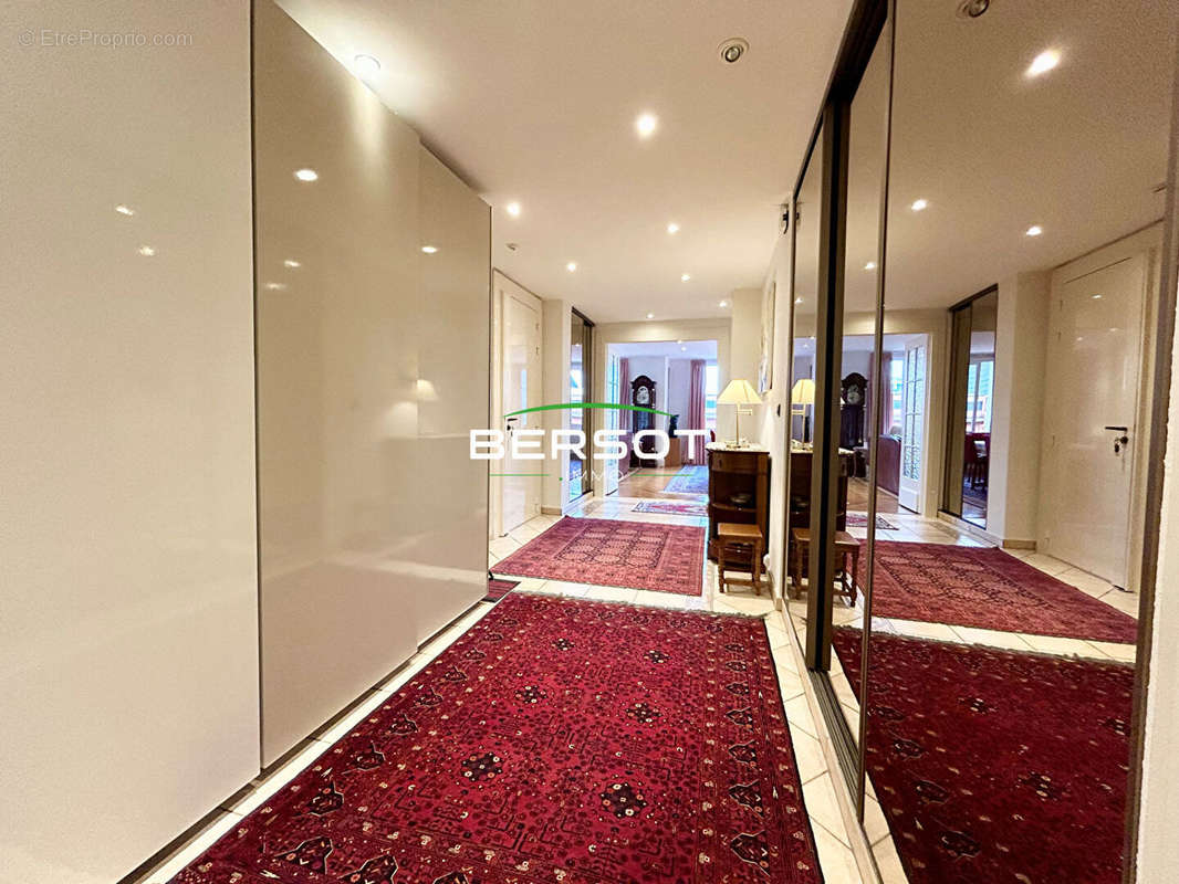 Appartement à EVIAN-LES-BAINS