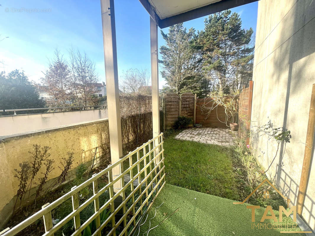 Terrasse jardin  - Appartement à SAINT-CYR-L&#039;ECOLE