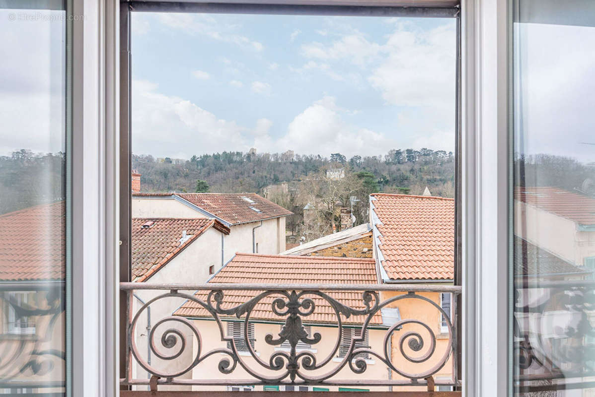 Appartement à LYON-9E