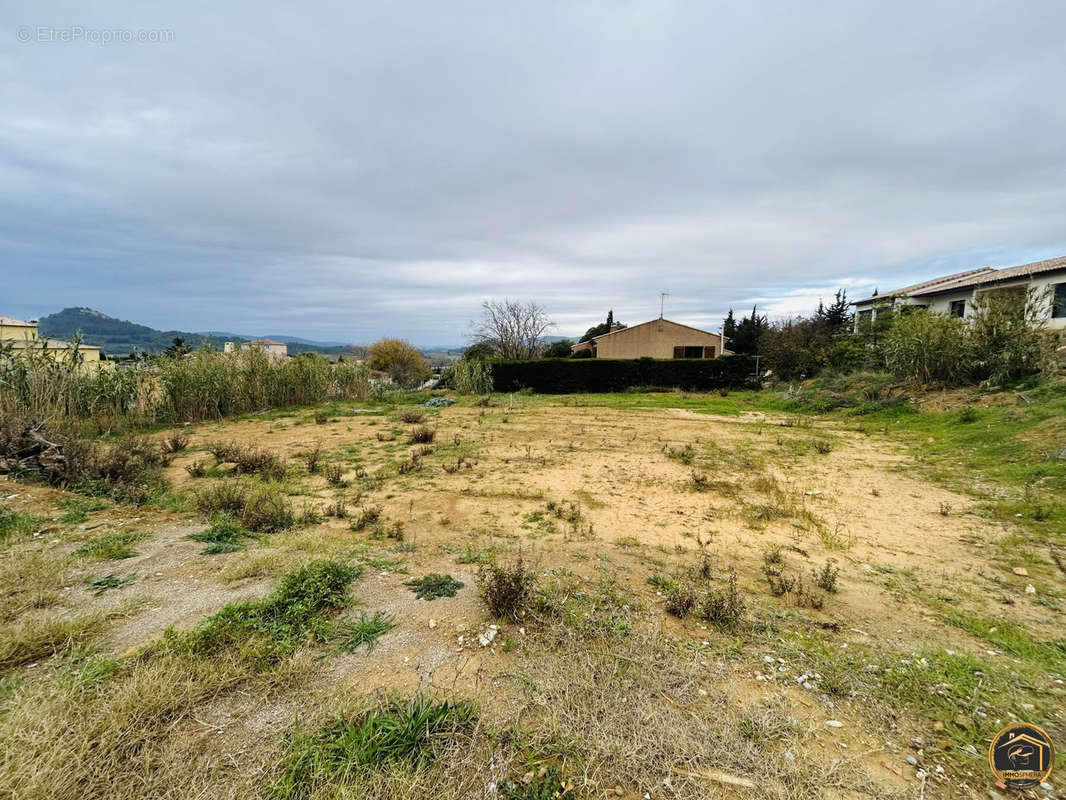 Terrain à SAINT-ANDRE-DE-ROQUELONGUE