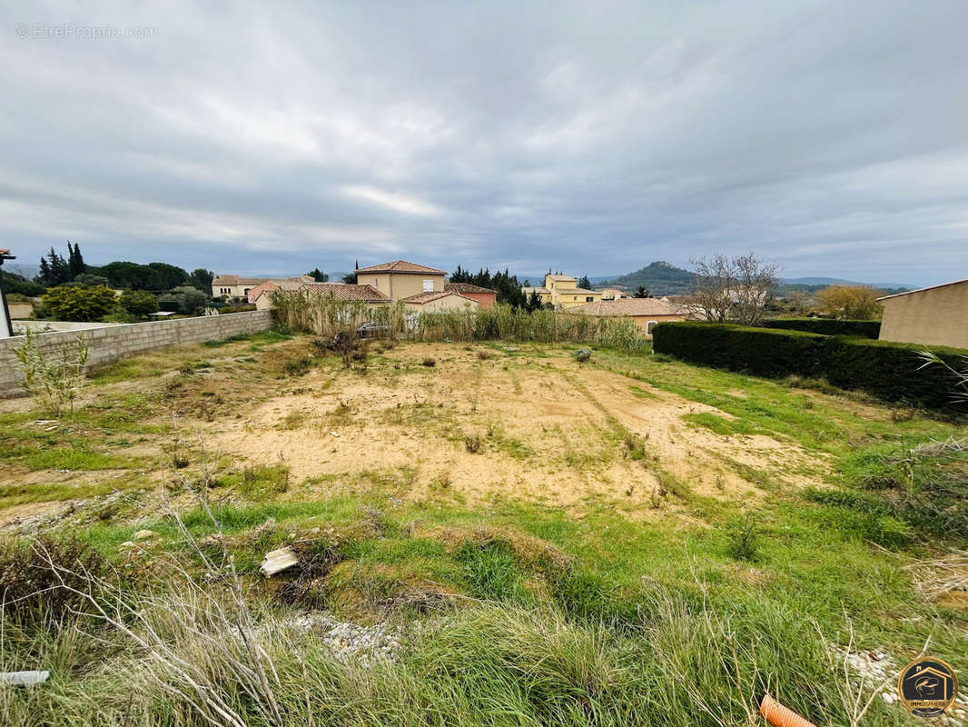 Terrain à SAINT-ANDRE-DE-ROQUELONGUE