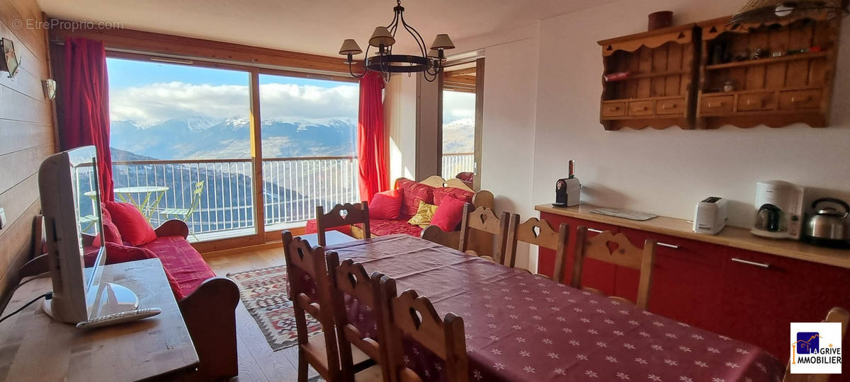 Appartement à PEISEY-NANCROIX