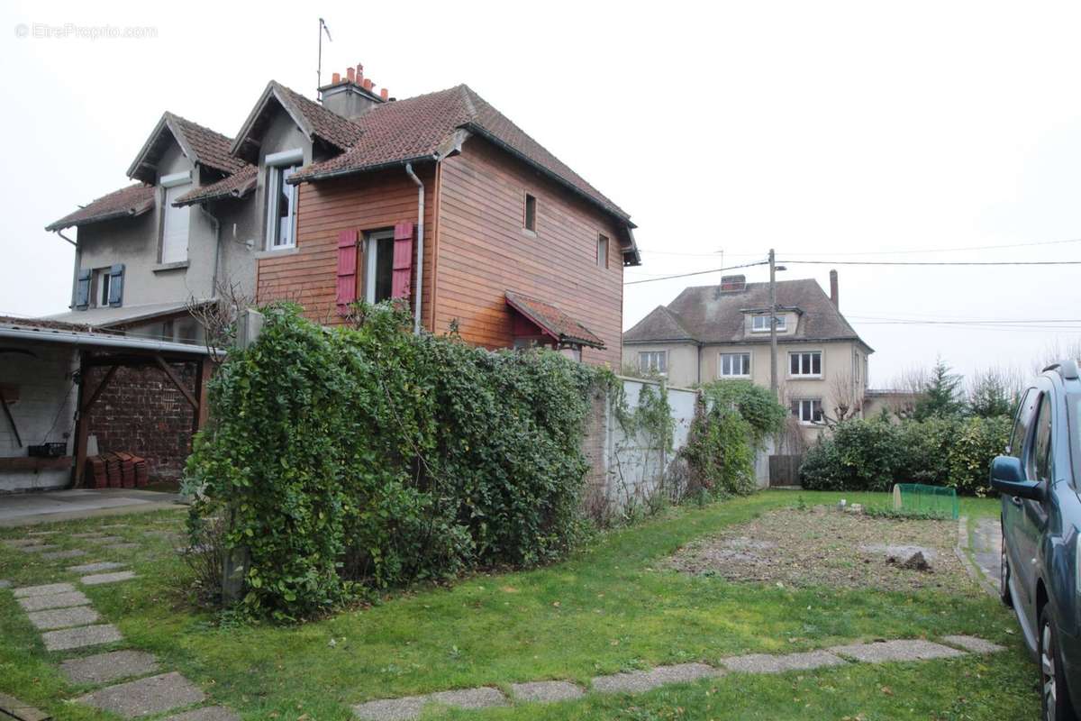 Maison à COMPIEGNE