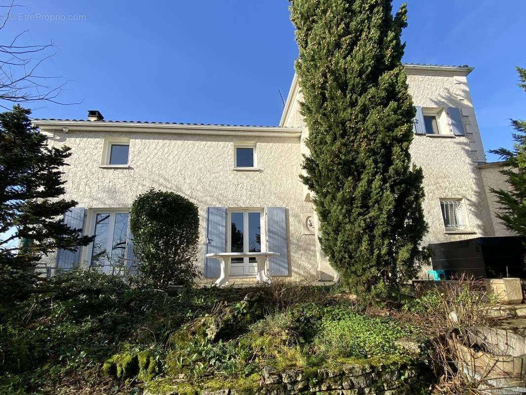 Maison à SAINT-SATURNIN