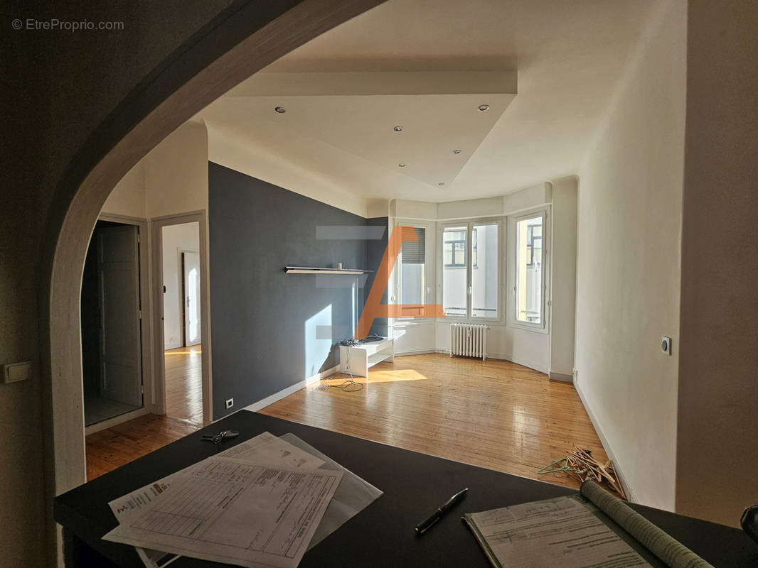 Appartement à SAINT-ETIENNE