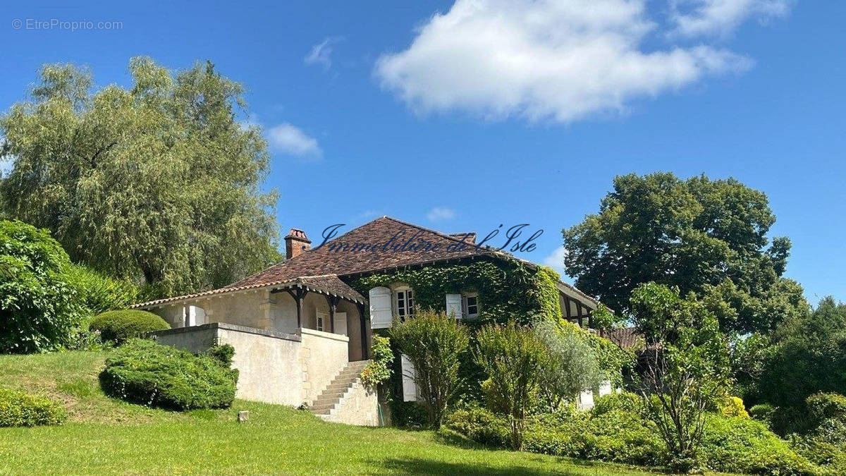 Maison à CHANCELADE