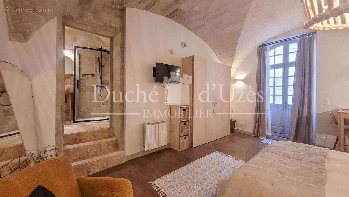 Appartement à UZES