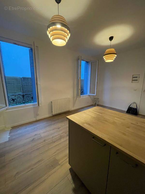 Appartement à SURESNES